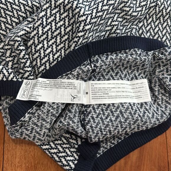 NWT Hollister Boxy Short-Sleeve Geometric Sweater Polo Shirt Size M - Picture 5 of 9